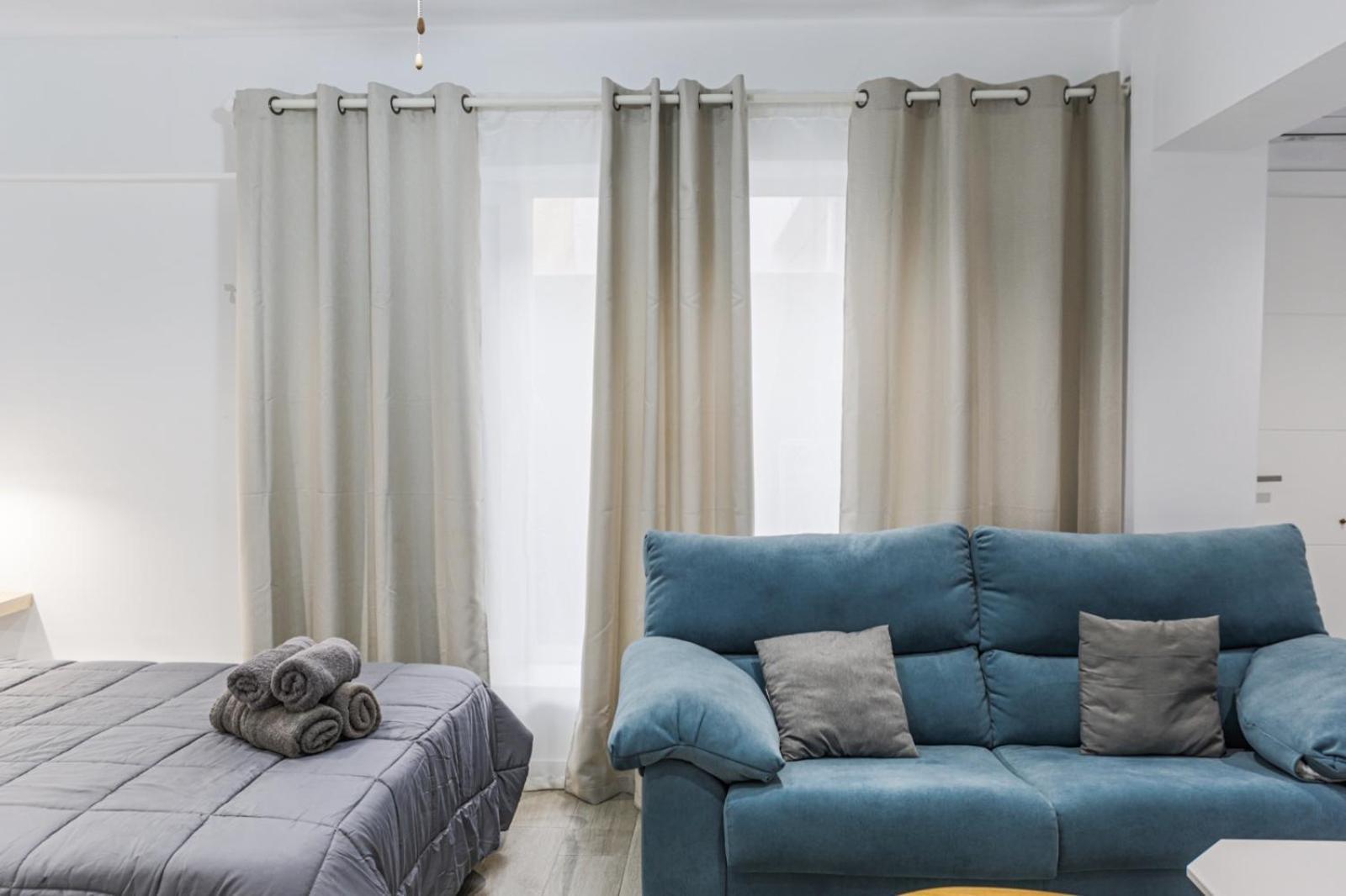 Acc Vergara 2 Opcion De Parking Apartment Jaen Exterior photo